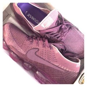 Women’s Nike Air Vapormax Flynit Sneakers